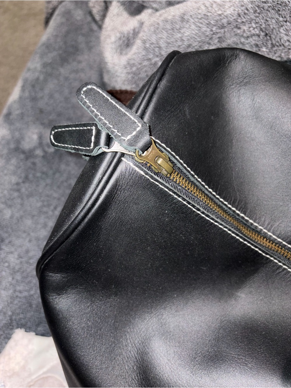 Mens Black Genuine Leather Overnight Duffel Bag Weekender Travel Carry-On 22” - Picture 9 of 13